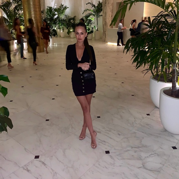 Meet your Posher, Alexys - Picture 1 of 1